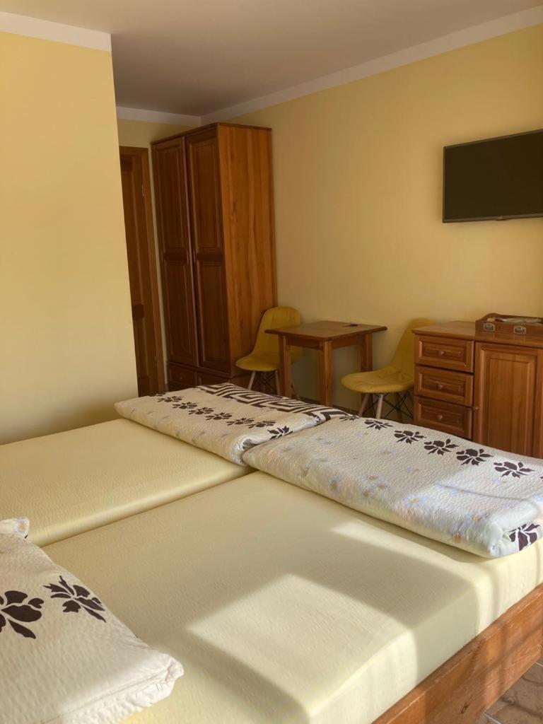 Pod Delfinem Rewal Apartment Екстериор снимка