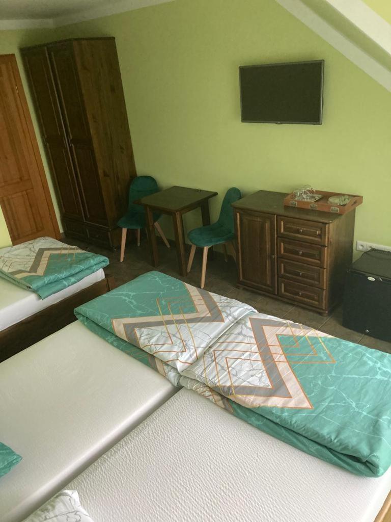 Pod Delfinem Rewal Apartment Екстериор снимка
